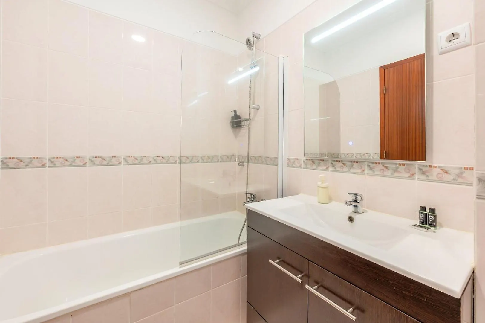 Guestready - A Relaxing Retreat In Lisbon Apartment